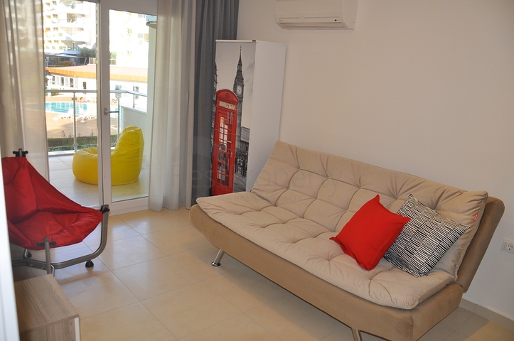 شقة غرفتين وصالة مفروشة ضمن مجمع عائلي في الانيا - افسلار 