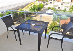 شقة غرفتين وصالة مفروشة ضمن مجمع عائلي في الانيا - افسلار 