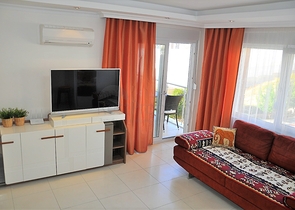 شقة غرفتين وصالة مفروشة ضمن مجمع عائلي في الانيا - افسلار 