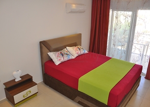 شقة غرفتين وصالة مفروشة ضمن مجمع عائلي في الانيا - افسلار 