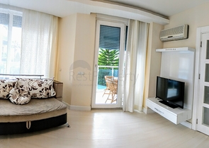 شقة 1 + 1 مفروشة في ليمان كونيالتي على بعد 800 م من البحر