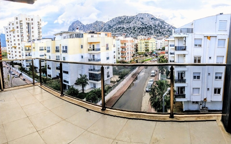 شقق 2 + 1 في مشروع جديد في كونيالتي انطاليا