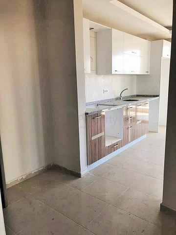 شقة غرفة نوم وصالة بسعر مميز في الانيا 