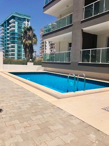 شقة غرفة نوم وصالة بسعر مميز في الانيا 