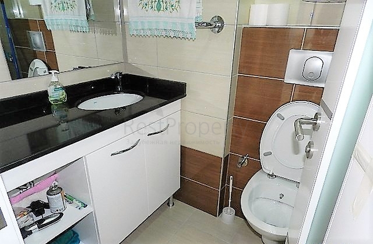 شقة غرفة وصالة مفروشة ضمن مجمع خمس نجوم في افسلار/ الانيا 