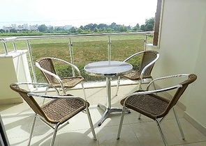 شقة غرفة وصالة مفروشة ضمن مجمع خمس نجوم في افسلار/ الانيا 