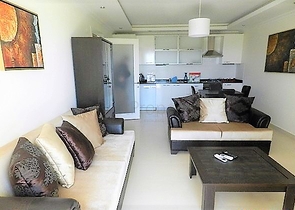 شقة غرفة وصالة مفروشة ضمن مجمع خمس نجوم في افسلار/ الانيا 