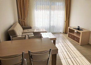 بتصميم غرفة نوم وصالة - شقة مؤثثة للبيع في مهموتلار - الانيا 