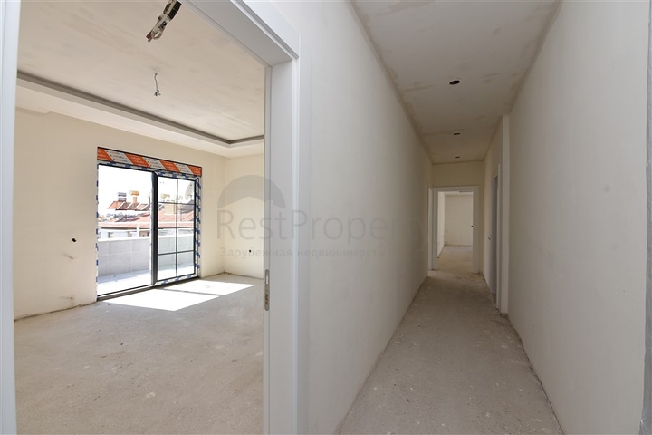 موقع مميز - دوبلكس عائلية 5 غرف وصالة - مركز الانيا 