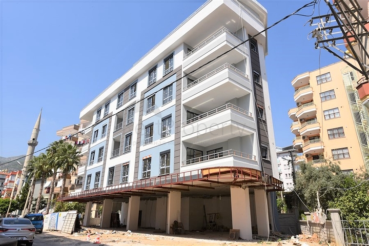 موقع مميز - دوبلكس عائلية 5 غرف وصالة - مركز الانيا 