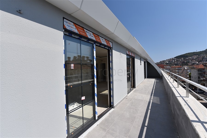 موقع مميز - دوبلكس عائلية 5 غرف وصالة - مركز الانيا 