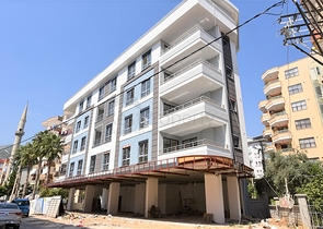 موقع مميز - دوبلكس عائلية 5 غرف وصالة - مركز الانيا 