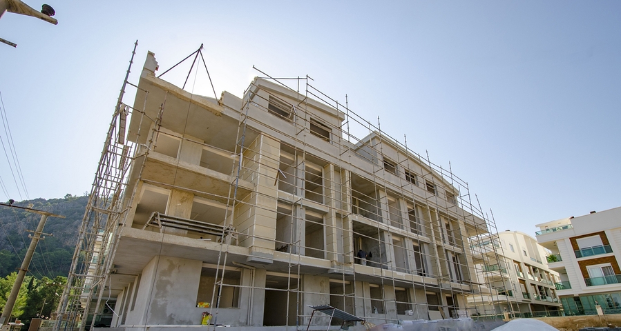 مشروع قيد الإنشاء في كونيالتي أنطاليا