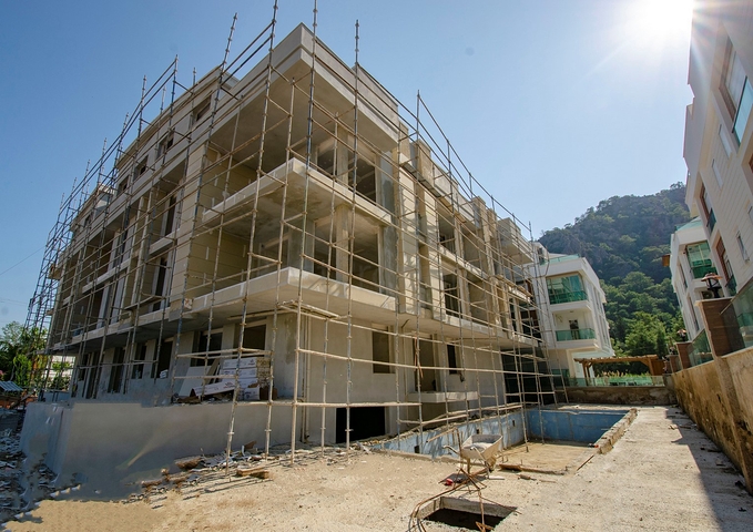 مشروع قيد الإنشاء في كونيالتي أنطاليا