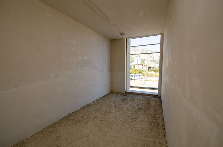 مشروع قيد الإنشاء في كونيالتي أنطاليا