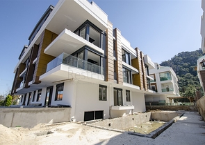 مشروع قيد الإنشاء في كونيالتي أنطاليا