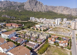 مشروع قيد الإنشاء في كونيالتي أنطاليا