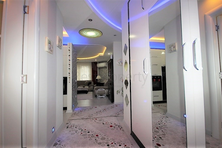 سعر مناسب - شقة ثلاث غرف وصالة في منطقة جيكجلي الراقية / الانيا 