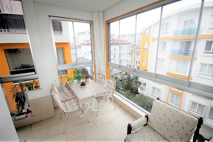 سعر مناسب - شقة ثلاث غرف وصالة في منطقة جيكجلي الراقية / الانيا 