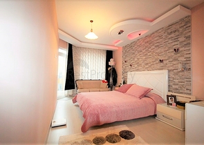 سعر مناسب - شقة ثلاث غرف وصالة في منطقة جيكجلي الراقية / الانيا 