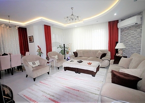 سعر مناسب - شقة ثلاث غرف وصالة في منطقة جيكجلي الراقية / الانيا 