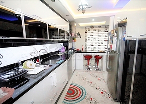 سعر مناسب - شقة ثلاث غرف وصالة في منطقة جيكجلي الراقية / الانيا 