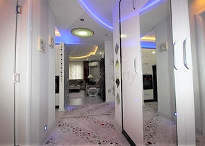 سعر مناسب - شقة ثلاث غرف وصالة في منطقة جيكجلي الراقية / الانيا 