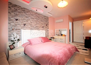 سعر مناسب - شقة ثلاث غرف وصالة في منطقة جيكجلي الراقية / الانيا 