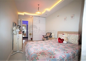 سعر مناسب - شقة ثلاث غرف وصالة في منطقة جيكجلي الراقية / الانيا 