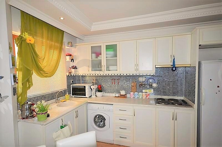 سعر اقتصادي - شقة غرفة وصالة - مفروشة - قريبة من البحر والخدمات - في منطقة مهموتلار / الانيا 