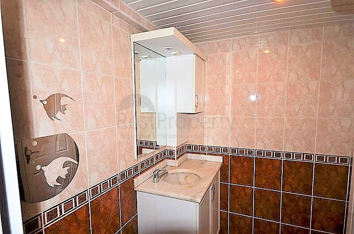 سعر اقتصادي - شقة غرفة وصالة - مفروشة - قريبة من البحر والخدمات - في منطقة مهموتلار / الانيا 