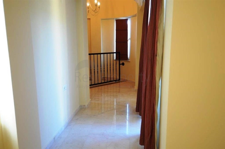 اطلالة بحر ساحرة - مجمع بخدمات 5 نجوم - دوبلكس مؤثثة - كارجي جاك / الانيا 