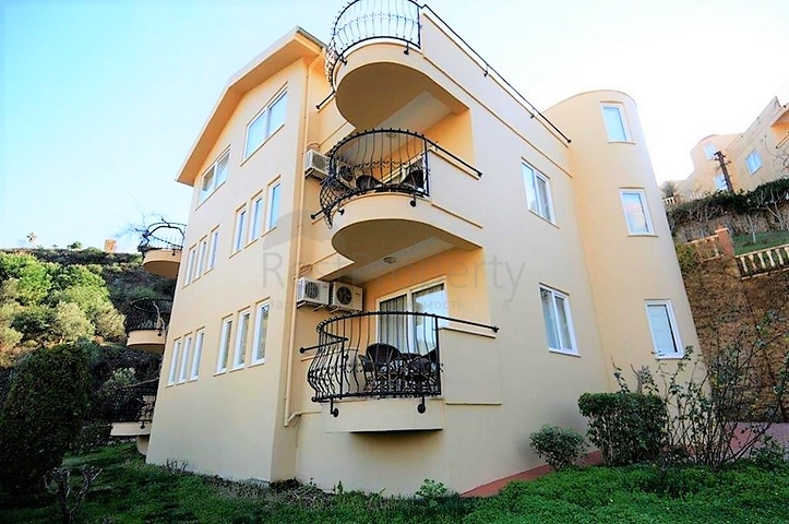 اطلالة بحر ساحرة - مجمع بخدمات 5 نجوم - دوبلكس مؤثثة - كارجي جاك / الانيا 