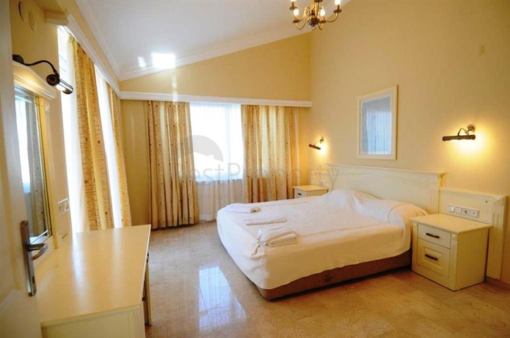 اطلالة بحر ساحرة - مجمع بخدمات 5 نجوم - دوبلكس مؤثثة - كارجي جاك / الانيا 