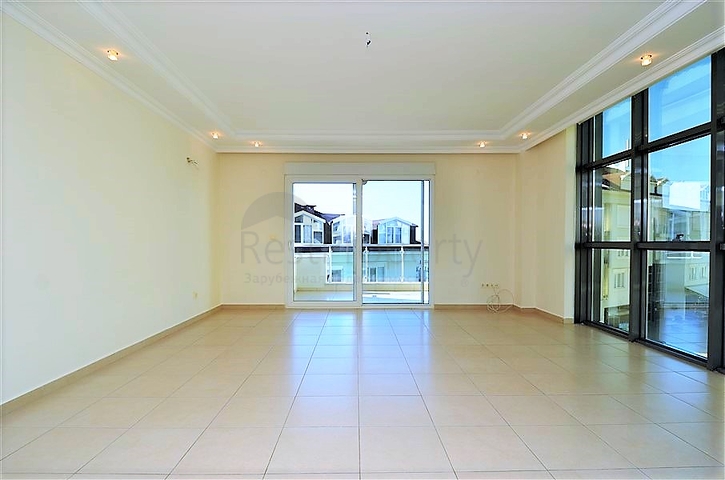 ضمن منطقة سكنية راقية - شقة غرفة وصالة في جيكجلي / الانيا 