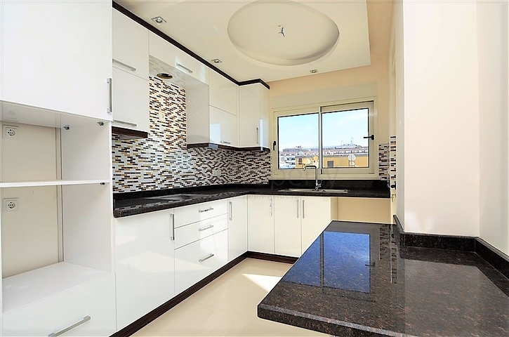 شقة غرفتين وصالة في مجمع فاخر ب مهموتلار / الانيا .