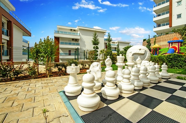 اطلالة بحر - مجمع بخدمات 5 نجوم - دوبلكس 3 غرفة وصالة - في منطقة كارجي جاك الجبلية / الانيا 