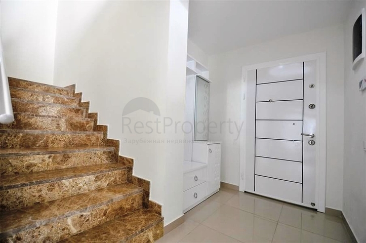 اطلالة بحر - مجمع بخدمات 5 نجوم - دوبلكس 3 غرفة وصالة - في منطقة كارجي جاك الجبلية / الانيا 