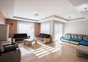 اطلالة بحر - مجمع بخدمات 5 نجوم - دوبلكس 3 غرفة وصالة - في منطقة كارجي جاك الجبلية / الانيا 