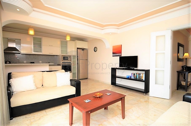 سعر مميز جدا - اطلالة بحر كاملة - شقة غرفتين وصالة في الانيا 