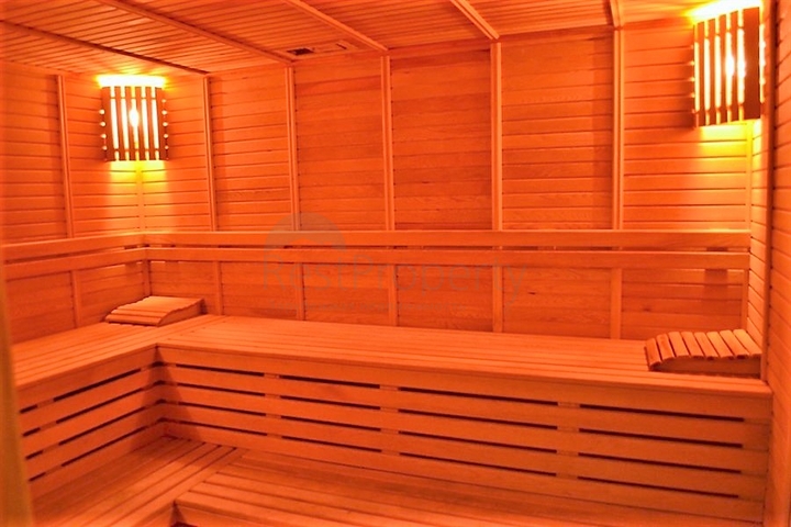 سعر مميز جدا - اطلالة بحر كاملة - شقة غرفتين وصالة في الانيا 