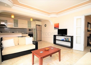 سعر مميز جدا - اطلالة بحر كاملة - شقة غرفتين وصالة في الانيا 