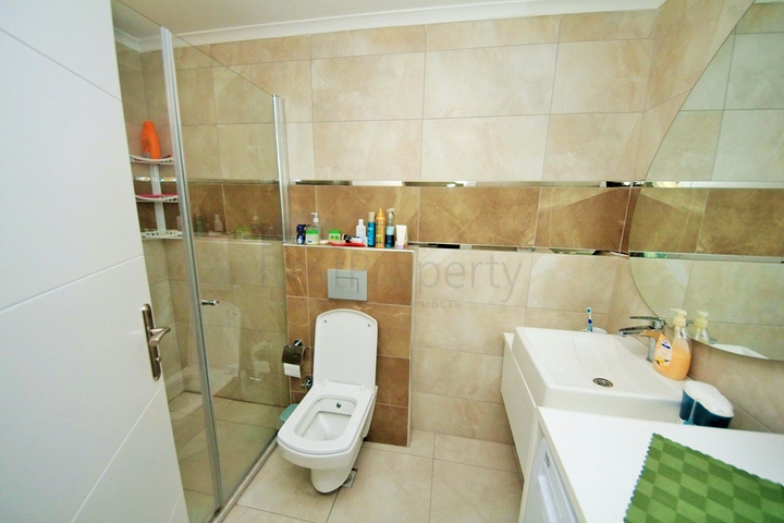 شقة غرفتين وصالة مفروشة ضمن مجمع خمس نجوم في مهموتلار / الانيا 