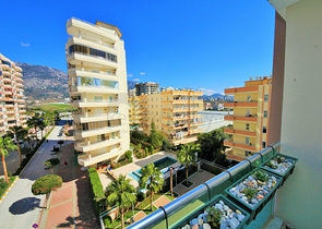 شقة غرفتين وصالة مفروشة ضمن مجمع خمس نجوم في مهموتلار / الانيا 