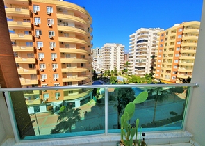 شقة غرفتين وصالة مفروشة ضمن مجمع خمس نجوم في مهموتلار / الانيا 