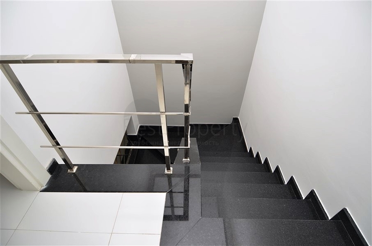 شقة دوبلكس باطلالة مفتوحة ، ضمن مجمع سكني بخدمات متكاملة قريب من البحر في كارجي جاك / الانيا