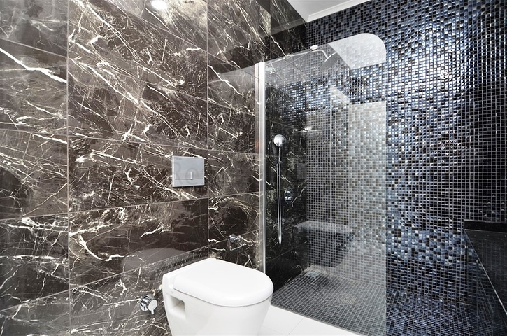 شقة دوبلكس باطلالة مفتوحة ، ضمن مجمع سكني بخدمات متكاملة قريب من البحر في كارجي جاك / الانيا