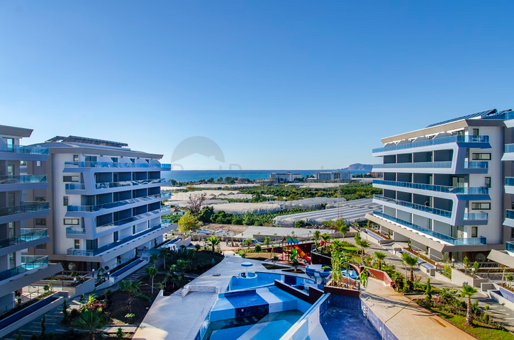 شقة دوبلكس باطلالة مفتوحة ، ضمن مجمع سكني بخدمات متكاملة قريب من البحر في كارجي جاك / الانيا