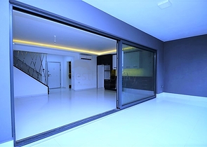 شقة دوبلكس باطلالة مفتوحة ، ضمن مجمع سكني بخدمات متكاملة قريب من البحر في كارجي جاك / الانيا