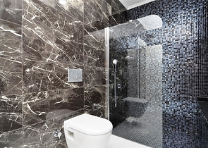 شقة دوبلكس باطلالة مفتوحة ، ضمن مجمع سكني بخدمات متكاملة قريب من البحر في كارجي جاك / الانيا